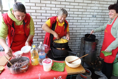 Jesenski sejem in bazar semen 04 Foto Ljubo Vukelič